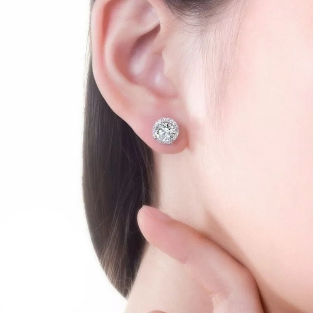 Silver Diamond Cubic Zirconia Round Stud Earrings - Picture 2 of 4